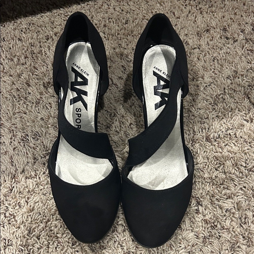 Anne Klein Elegant Black Heels